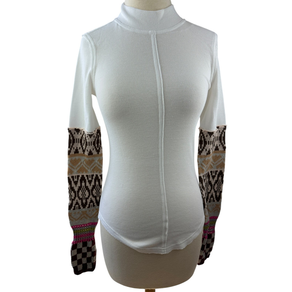 NWOT We The FREE PEOPLE Gorgeous Cuff Top Thermal Knit Long Sleeve Thumbholes XS - Picture 3 of 13